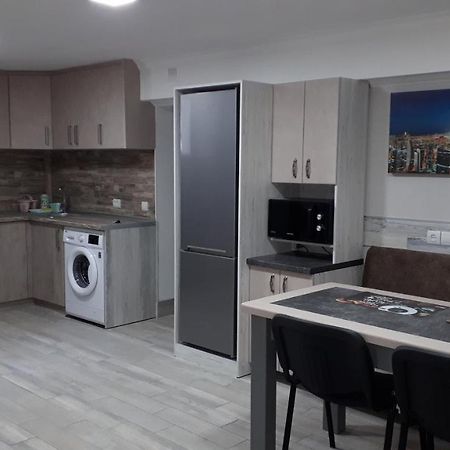 Окремі Номери В Гостьовому Будинку Типу Guest House Kropyvnytskyi Ngoại thất bức ảnh