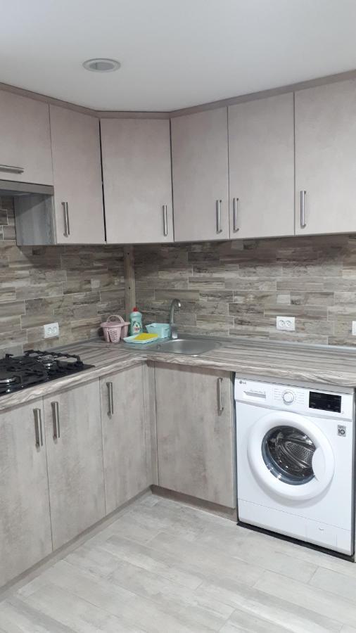 Окремі Номери В Гостьовому Будинку Типу Guest House Kropyvnytskyi Ngoại thất bức ảnh