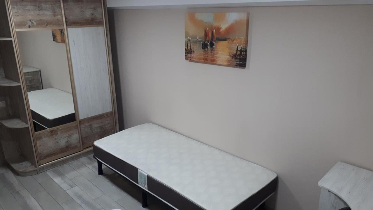 Окремі Номери В Гостьовому Будинку Типу Guest House Kropyvnytskyi Ngoại thất bức ảnh